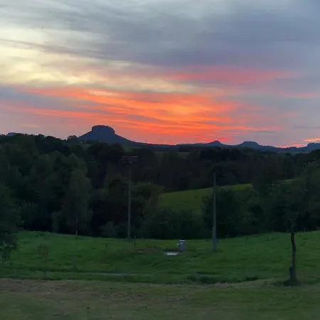 Appartement Auszeit Mit Weitblick In Der Saechsischen Schweiz - Kleiner Bauernhof Mit Tieren Und Wallbox